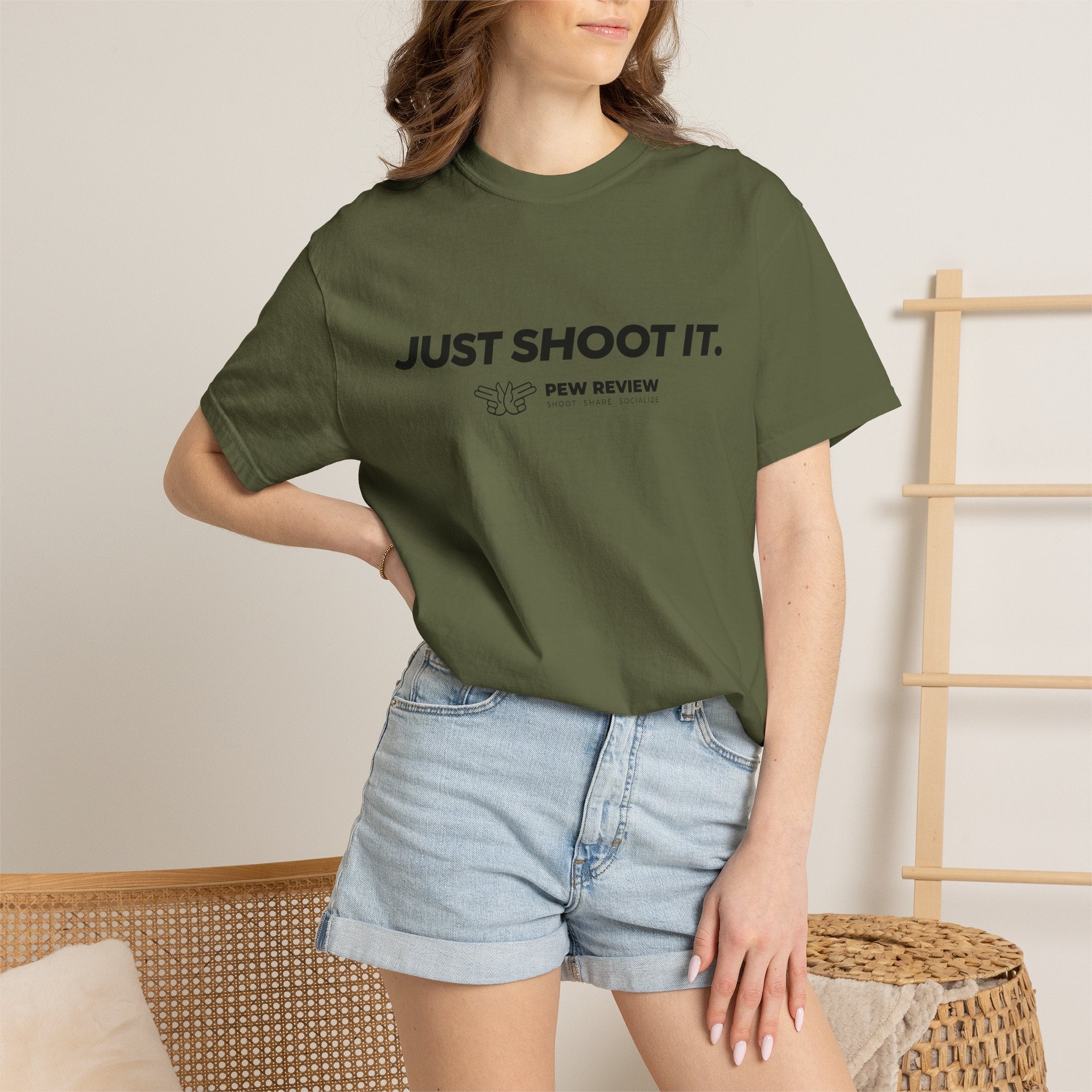 Just Shoot It target graphic T-shirt | Pew Review text print