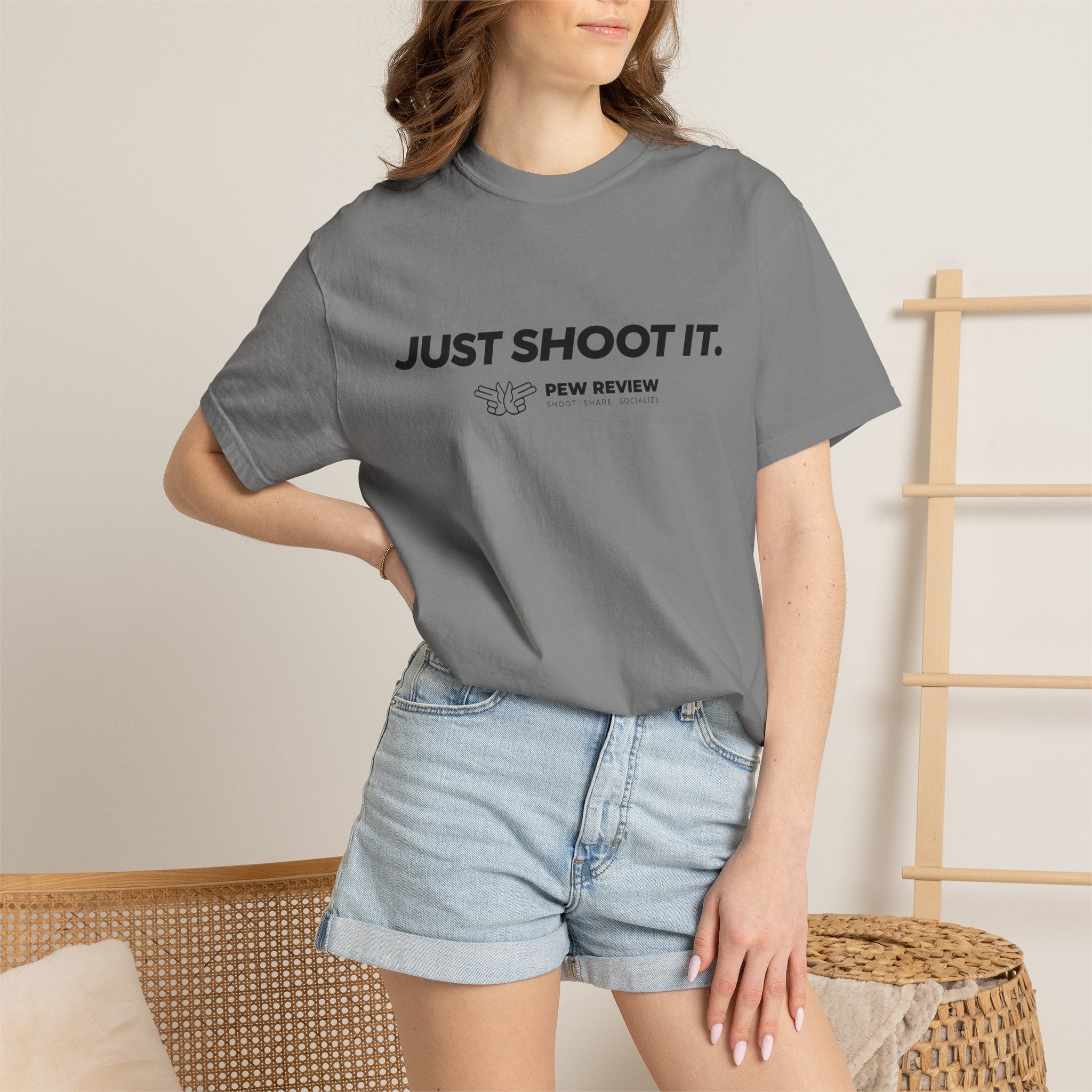 Just Shoot It target graphic T-shirt | Pew Review text print