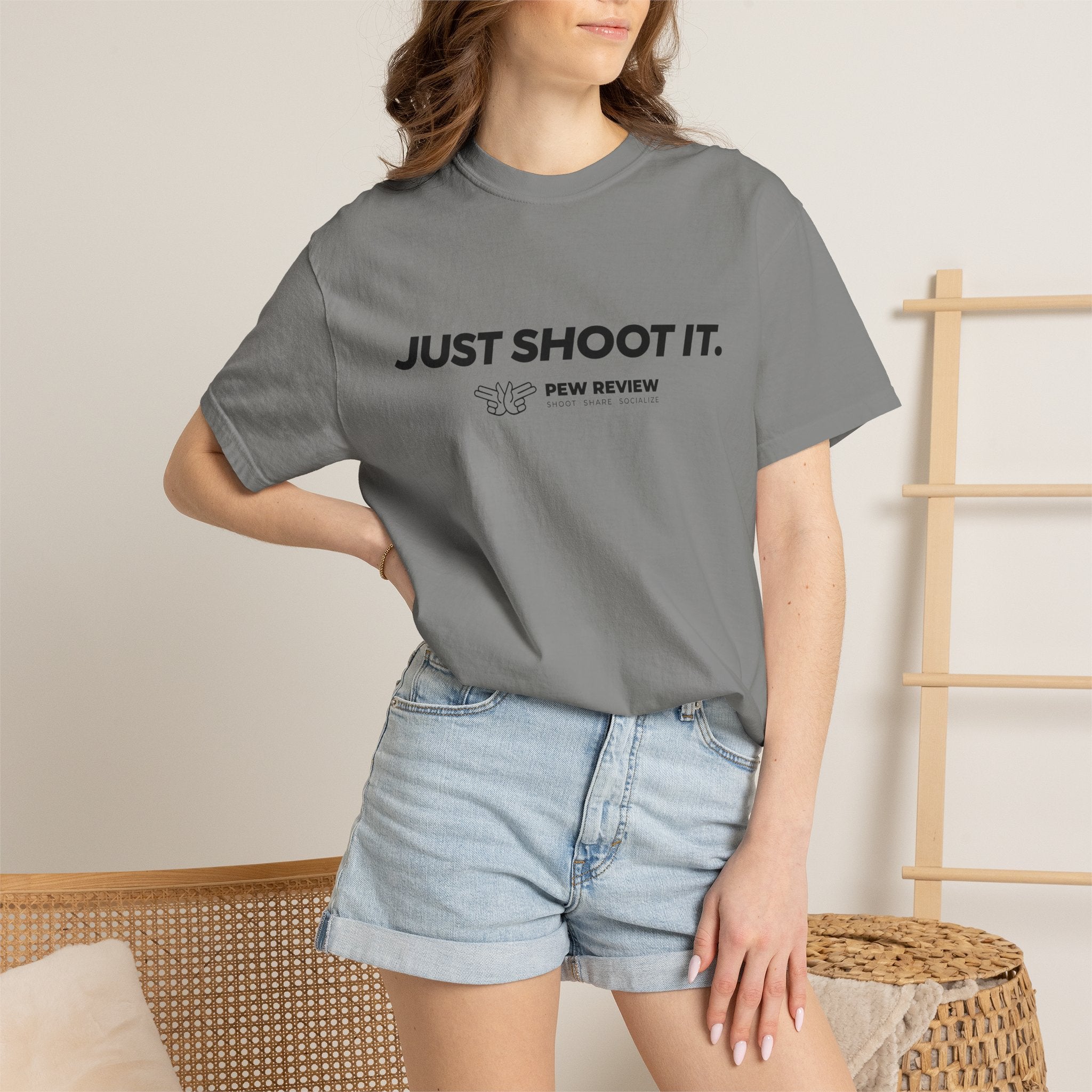 Just Shoot It target graphic T-shirt | Pew Review text print